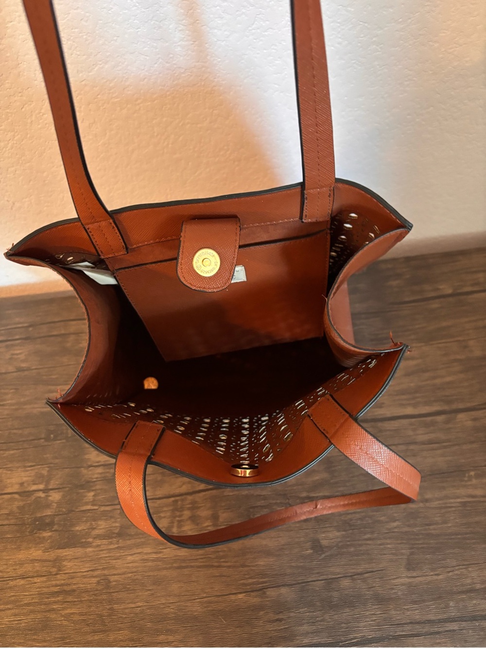 Purse - Picture 2 of 6